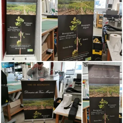 Communication - kakemonos - publicité portative - déroulage